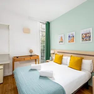 Centro 2*, Barcelona Spain
